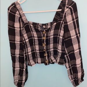 Cute plaid button down crop top!